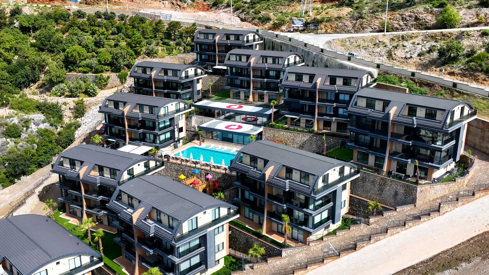 Torus Hill Suites — tamamlanmış sitenin havadan genel görünümü, Tepe, Alanya